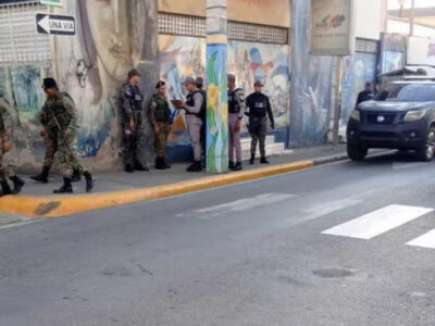 Salcedo bajo vigilancia militar: Protestas exigen soluciones comunitarias