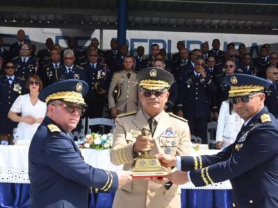 Ministro de defensa oficializa nuevos líderes del Ejército y Fuerza Aérea Dominicana