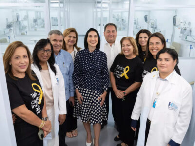 Primera Dama Raquel Arbaje Inaugura Modernizada Unidad Oncopediátrica en el Robert Reid Cabral