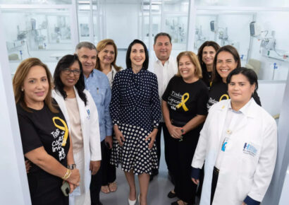 Primera Dama Raquel Arbaje Inaugura Modernizada Unidad Oncopediátrica en el Robert Reid Cabral