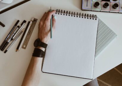 Celebrando el Día Internacional de los Zurdos: Desmitificando y valorizando una singularidad humana