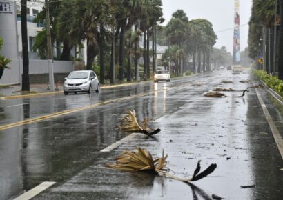 Onda tropical generará lluvias y tormentas en todo el país según Indomet