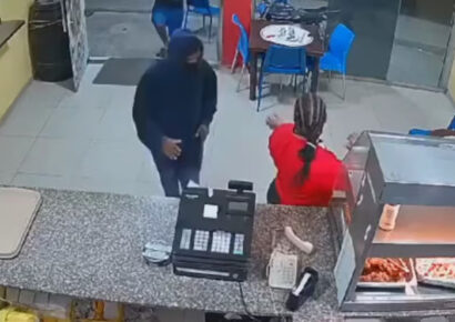 Roban Caja Registradora en Pica Pollo de Haina: Imágenes de Seguridad Capturan el Delito