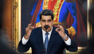 Me pidió clemencia: Maduro critica a su rival electoral González asilado en España