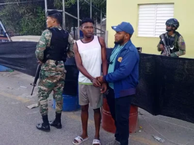 Autoridades entregan prófugo de cárcel haitiana que tenía varios años escondido en Santiago