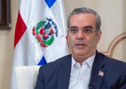 Presidente Abinader exige cumplimiento en declaraciones de bienes de funcionario