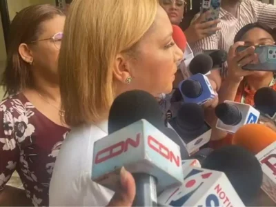 “Aquí el único ladrón es él que se ha robado la paz de Venezuela”, responde Soraya Suárez a Nicolás Maduro