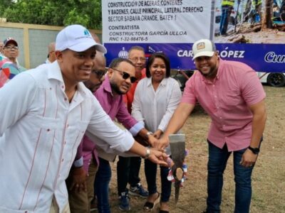 Inicia construcción de aceras y contenes en La Canela