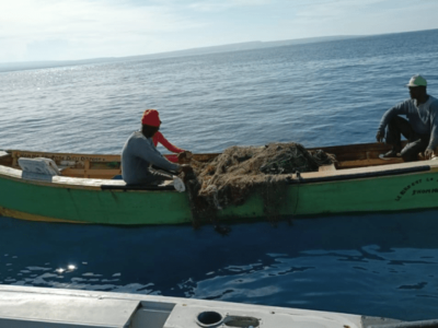 Tres nacionales haitianos arrestados por pesca ilegal en Pedernales