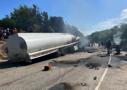 Haití declara tres días de luto nacional tras trágica explosión de camión cisterna