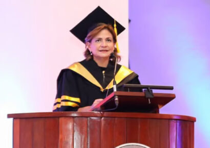 Raquel Peña retorna a las aulas para impulsar la educación y formar líderes del futuro