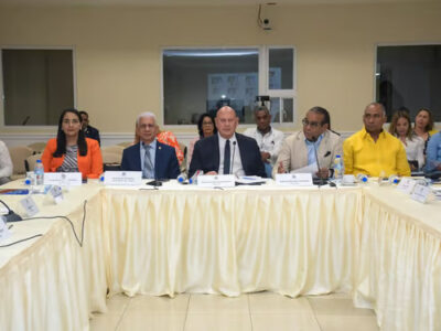 Comisión bicameral recibirá la JCE para discutir reforma constitucional