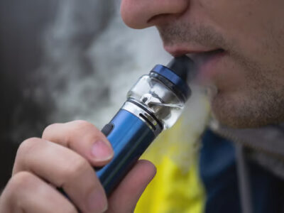 El vapeo podría hacer que los adultos jóvenes sean físicamente más débiles