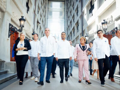 Luis Abinader supervisa remozamiento del Faro a Colón