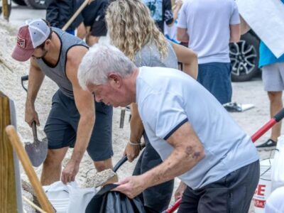 Más de 5 millones de personas evacuadas en Florida ante la inminente llegada del huracán Milton