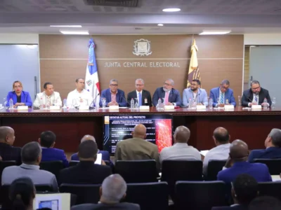 JCE presenta avances en la renovación de la cédula de identidad y electoral