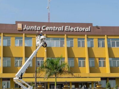 Cierre temporal de oficinas de la JCE en Florida por huracán Milton