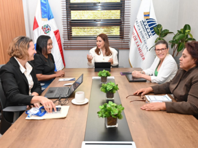 Gobernadora de Bahoruco se reúne con ministra de la Mujer para promover la equidad de género