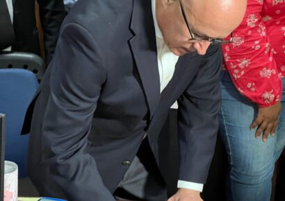 Francisco Domínguez Brito: “Este domingo elegimos la renovación y la reconexión con la sociedad”.