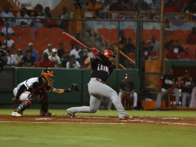 Los Leones del Escogido rompen su racha de derrotas con victoria sobre los Toros del Este