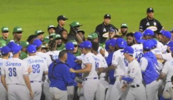 Estrella y Licey se van a los golpes en el Quisqueya