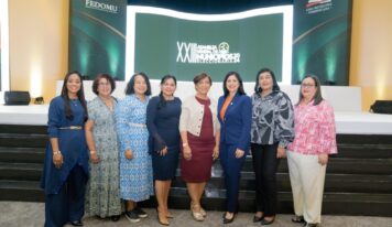 Alcaldesa Amparo Custodio Participa en Asamblea General de Fedomu y la LMD