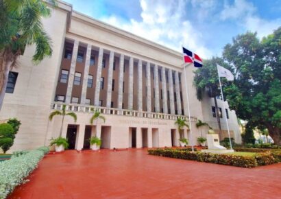 Minerd asegura brinda apoyo emocional a familia afectada por caso de abuso en SPM