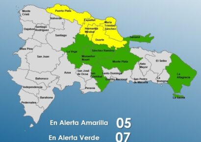 COE mantiene 12 provincias bajo alerta por aguaceros