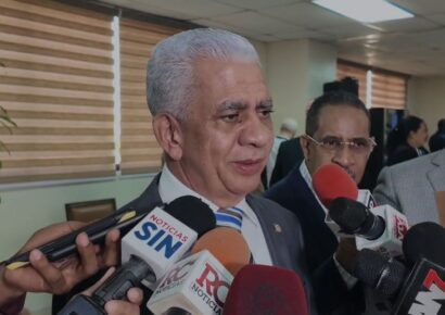 Presidente del Senado pide regularizar mano de obra haitiana