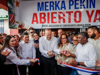 Alcaldía inauguró Merka Pekín en la zona sur de Santiago