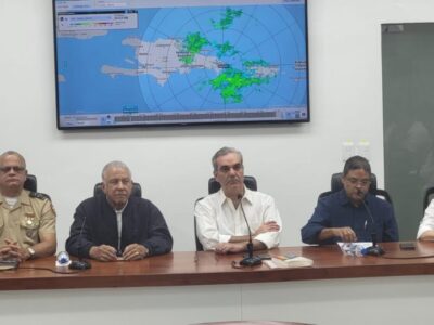 Abinader manda activar plan de contingencia ante posible desastre por lluvias
