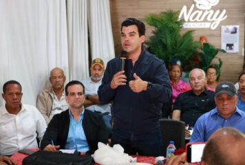 Welington Arnaud reafirma compromiso con el servicio de agua en María Trinidad Sánchez