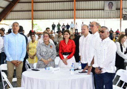 ¡La Brisita Llega al Cibao! Raquel Peña encabeza lanzamiento del bono navideño y almuerzos del cambio