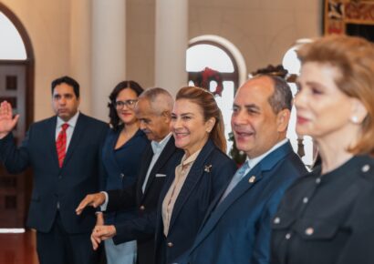 Carolina Mejía juramenta Consejo Económico y Social Municipal  para el Periodo 2024-2028