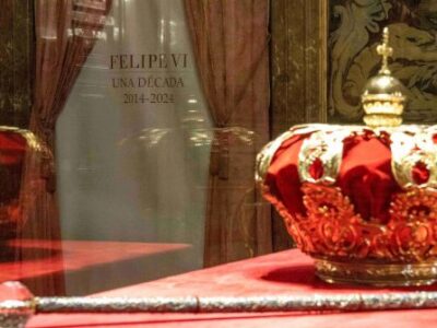 ¿El fin de la monarquía española? La visita fallida a Valencia tras el desastre