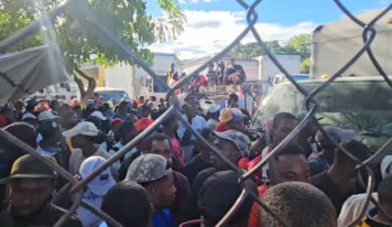 Bloqueo en la puerta fronteriza de El Carrizal por conflicto entre comerciantes haitianos y dominicanos