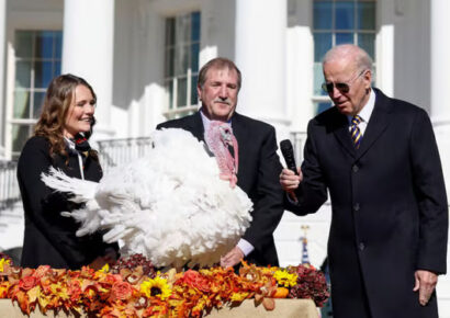 Los pavos que salvaron la Casa Blanca gracias a Biden y una tradición