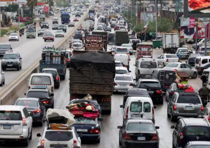 Miles de libaneses regresan a sus hogares en el sur del país tras el cese del fuego