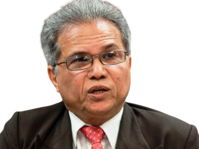 Waldo Suero abandona rueda de prensa por retraso de 40 minutos