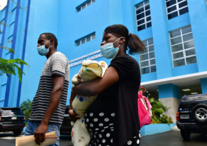 Hospitales RD reportan casi 30,000 partos de haitianas en 2024
