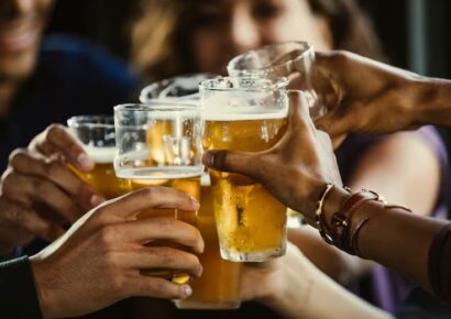 El Gobierno extiende horario de bebidas alcohólicas hasta el 3 de enero