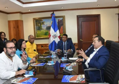 Comisión del Senado promete decidir sobre reforma al Código de Trabajo