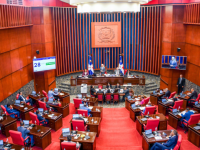 El senado aprueba el presupuesto general de la República para 2025 con críticas de la oposición