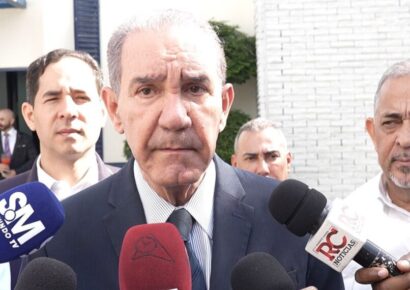 Franklin García Fermín aclara rumores sobre posibles fusiones ministeriales y la continuidad de funcionarios