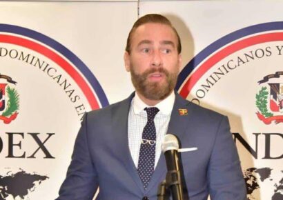 El presidente Luis Abinader nombra a seis nuevos embajadores dominicanos