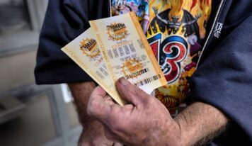 Un boleto ganador de Mega Millions en California se lleva 1,220 millones de dólares