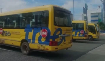 Crisis en el sistema de transporte escolar: La falta de cargadores para autobuses eléctricos causa caos en Santiago