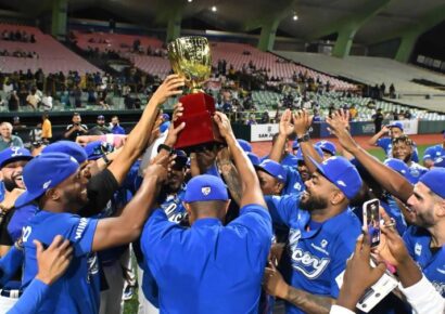 Los Tigres del Licey se coronan campeones de la Serie de Titanes del Caribe tras vencer a las Águilas Cibaeñas