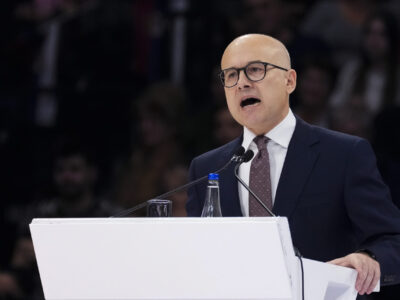 Dimite el Primer Ministro de Serbia en medio de protestas por accidente mortal