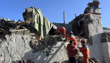 Terremoto de magnitud 6,8 azota el Tíbet y deja al menos 95 muertos